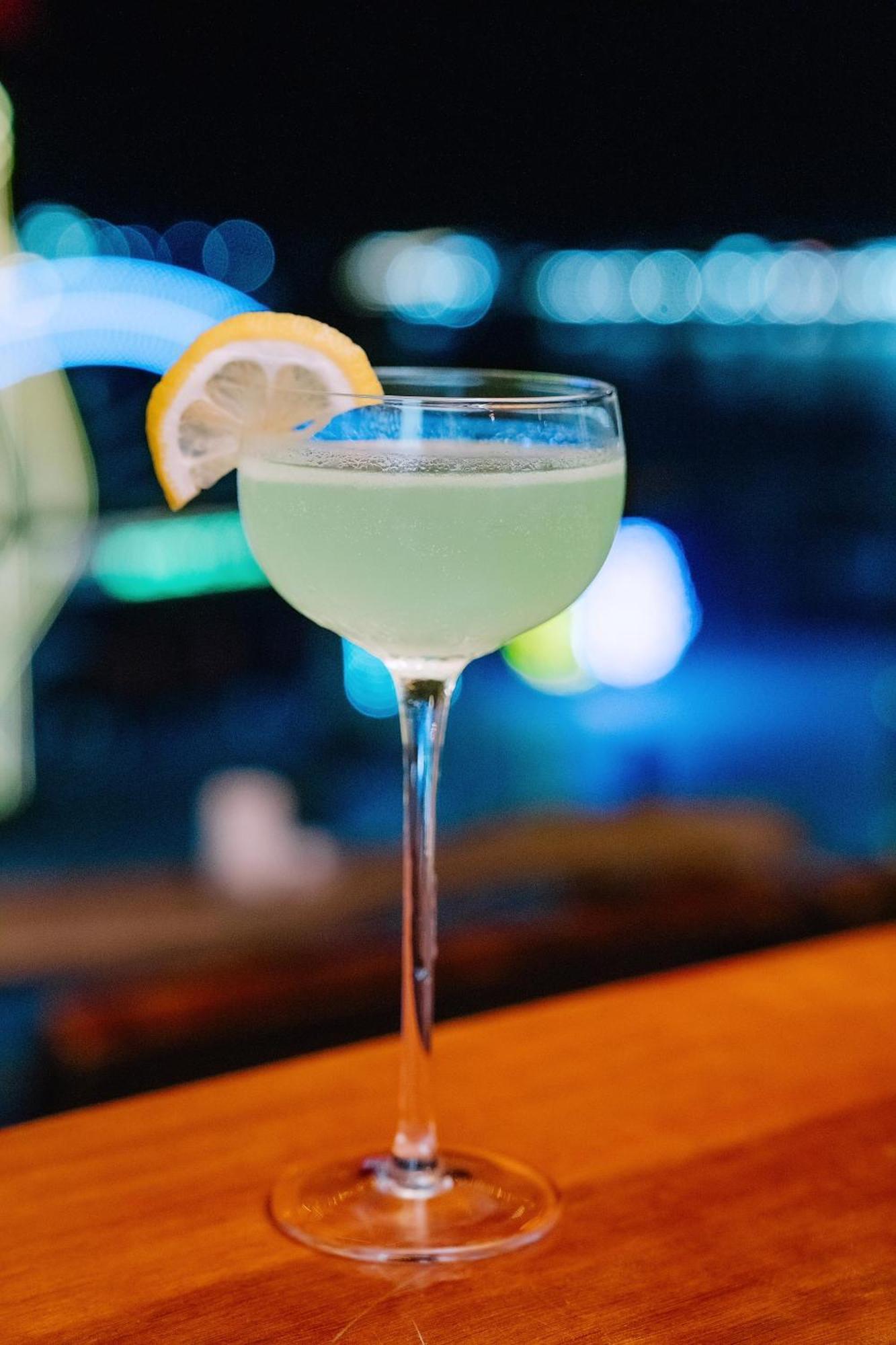 Catba Pod Hostel - Restaurant And Rooftop Bar Dong Khe Sau المظهر الخارجي الصورة