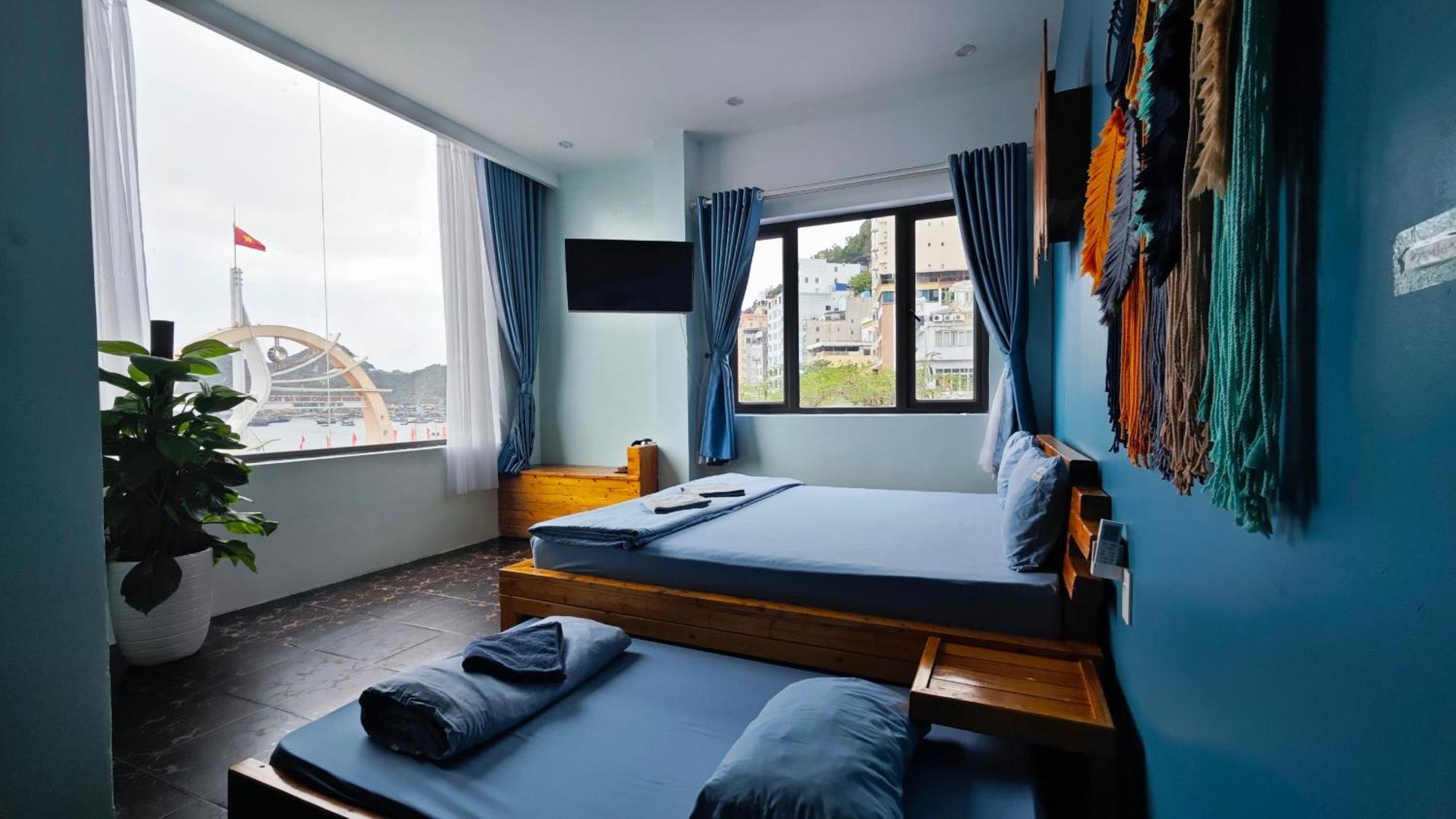 Catba Pod Hostel - Restaurant And Rooftop Bar Dong Khe Sau المظهر الخارجي الصورة